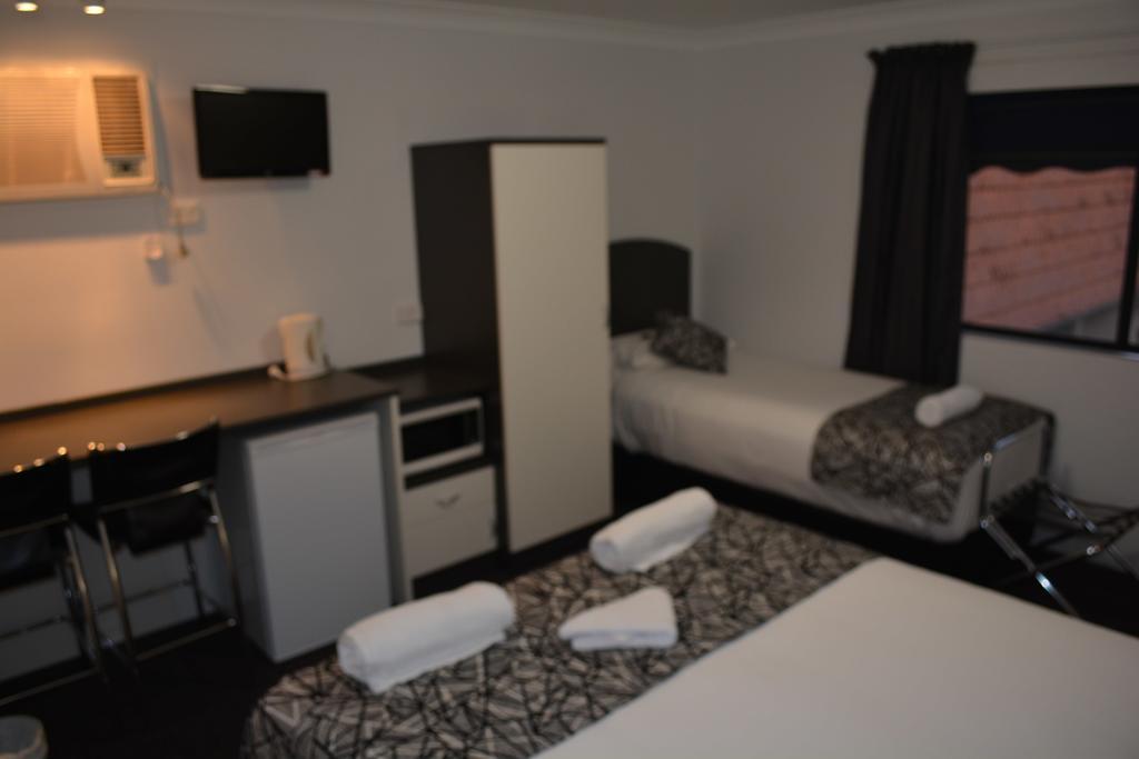 Alabaster Motor Inn 타리 외부 사진