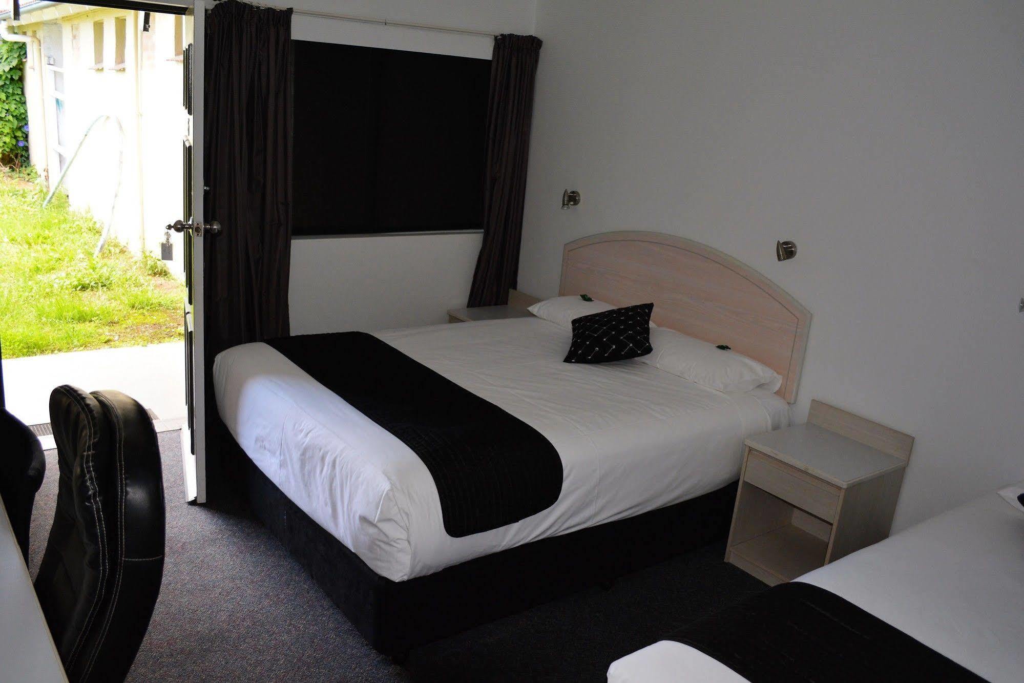 Alabaster Motor Inn 타리 외부 사진