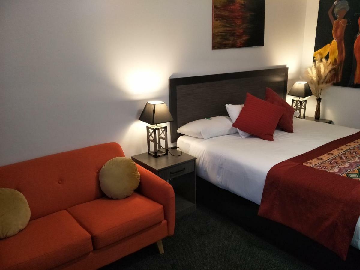 Alabaster Motor Inn 타리 외부 사진